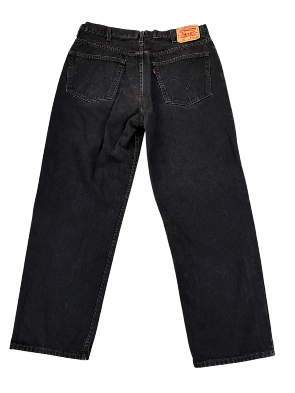 Vintage 2006 Levi’s 550 Relaxed Fit Black Jeans 40x32 Fits 36x30 Y2K Dad Denim